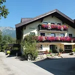 Haus Schoen Weberhof 3*