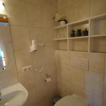 بيت ضيافة Haus Schoen Weberhof كيرشبيشل